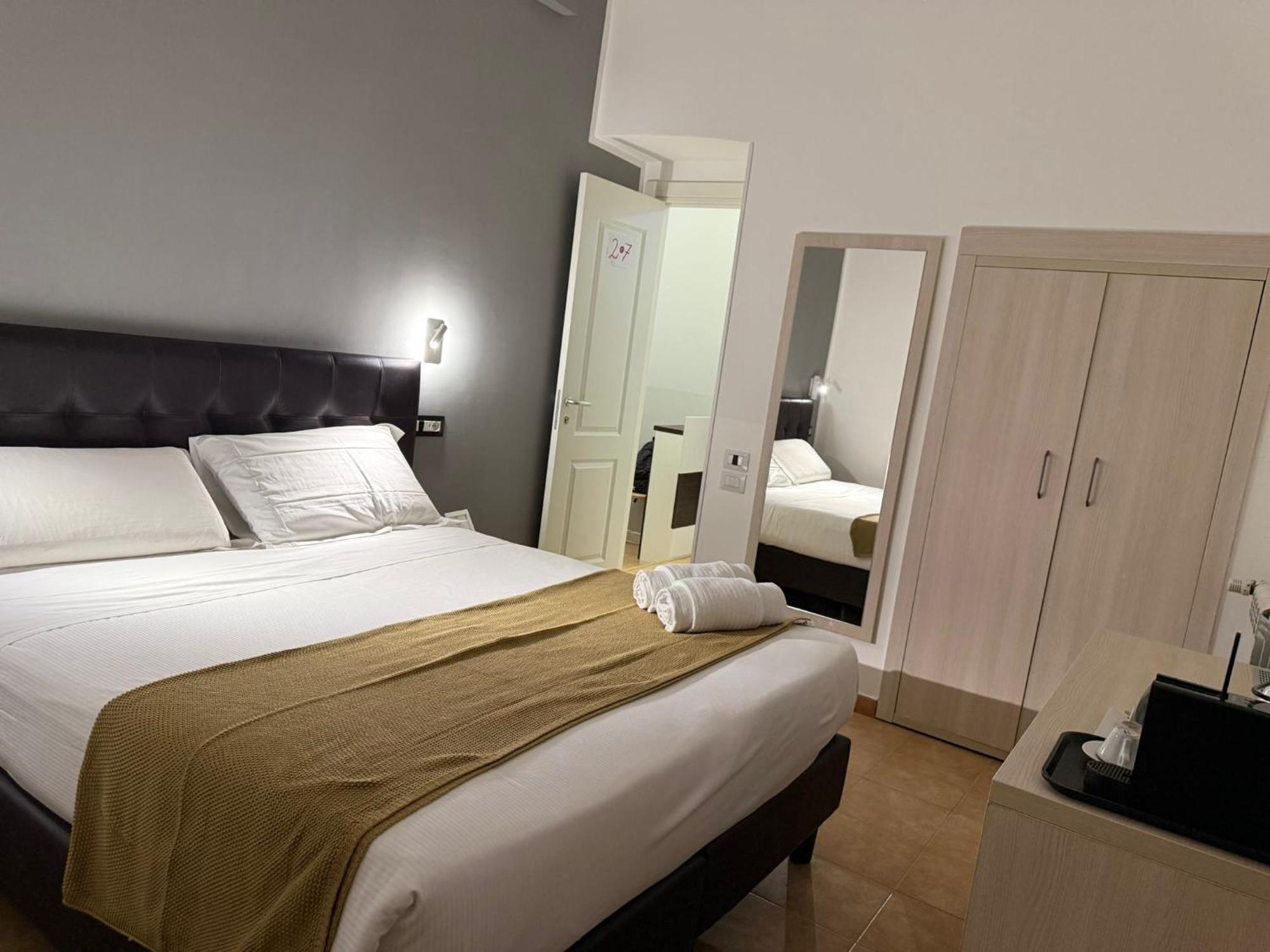 Conte Guesthouse Roma Exterior foto